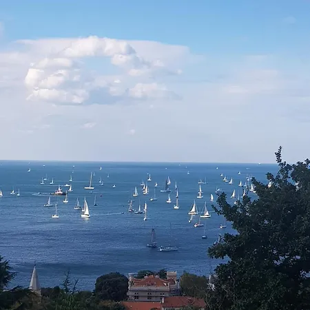 Luxury Sunset View Апартаменты *